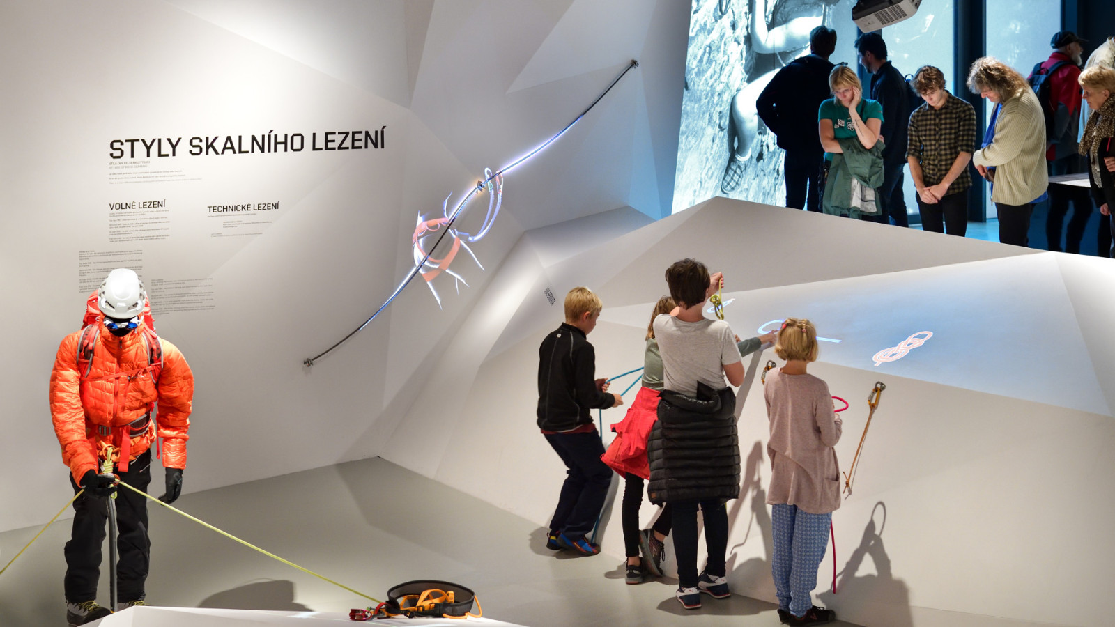 systems_reference_expozice_horolezectvi_1