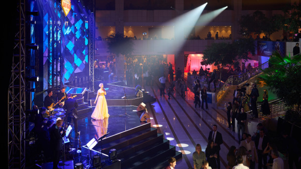 events_reference_hilton_nye_2023_8