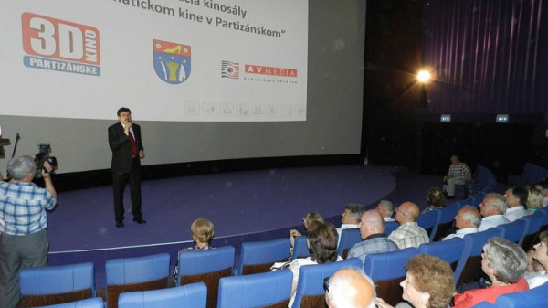 systems_reference_panoramaticke_3d_kino_partiznske_2 systems_reference_panoramaticke_3d_kino_partiznske_2