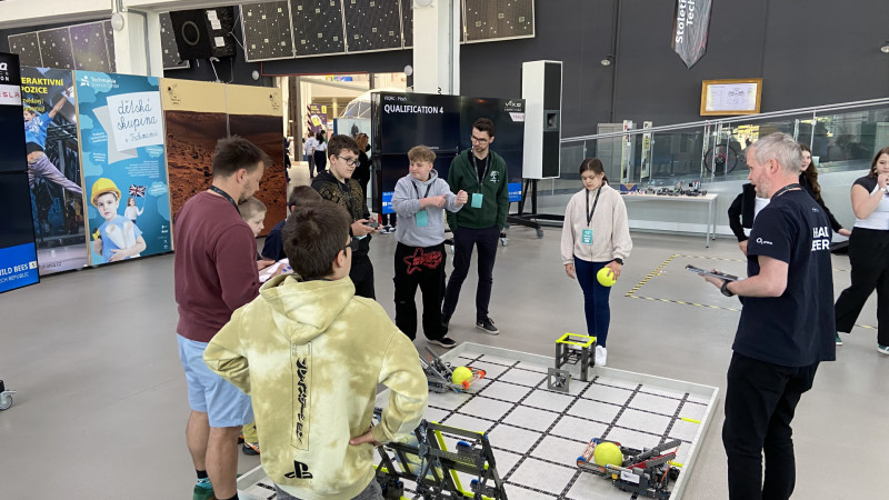 av-media-roboticka-soutez-vex-iq-_10