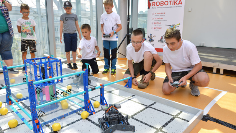 VEX IQ Challenge 2022 in Prague