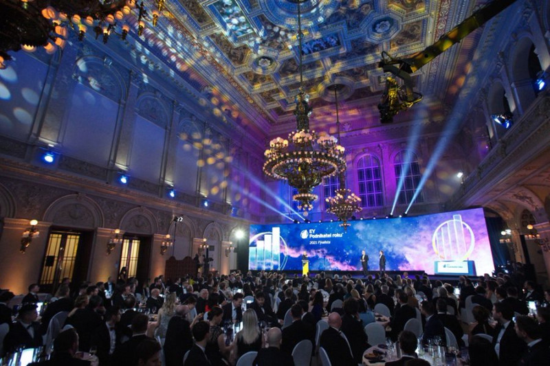 Podnikatel Roku 2022 - Světla Podnikatel Roku 2022 - Světla