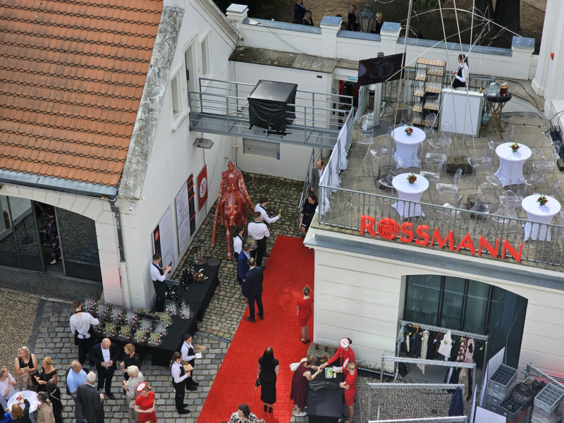 rossmann-30-let_8 rossmann-30-let_8