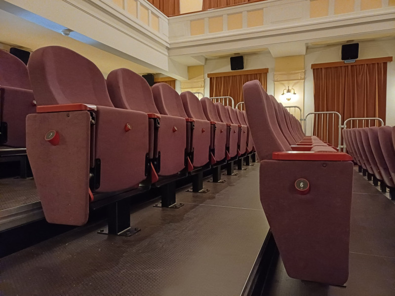 systems_aktuality_divadlo_za_plotem systems_aktuality_divadlo_za_plotem